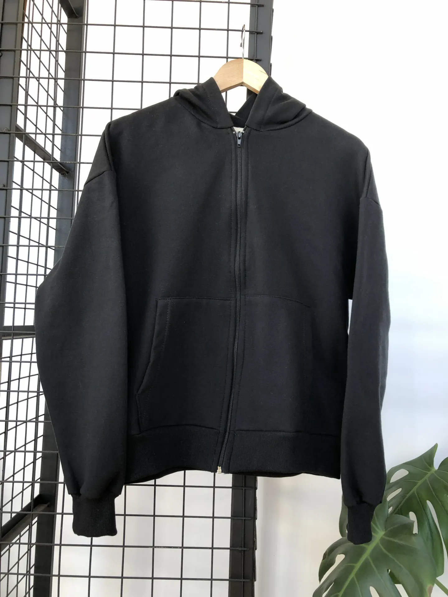 [CBFF-S-NE] Campera Boxy Fit- Frisa (S, Negro)
